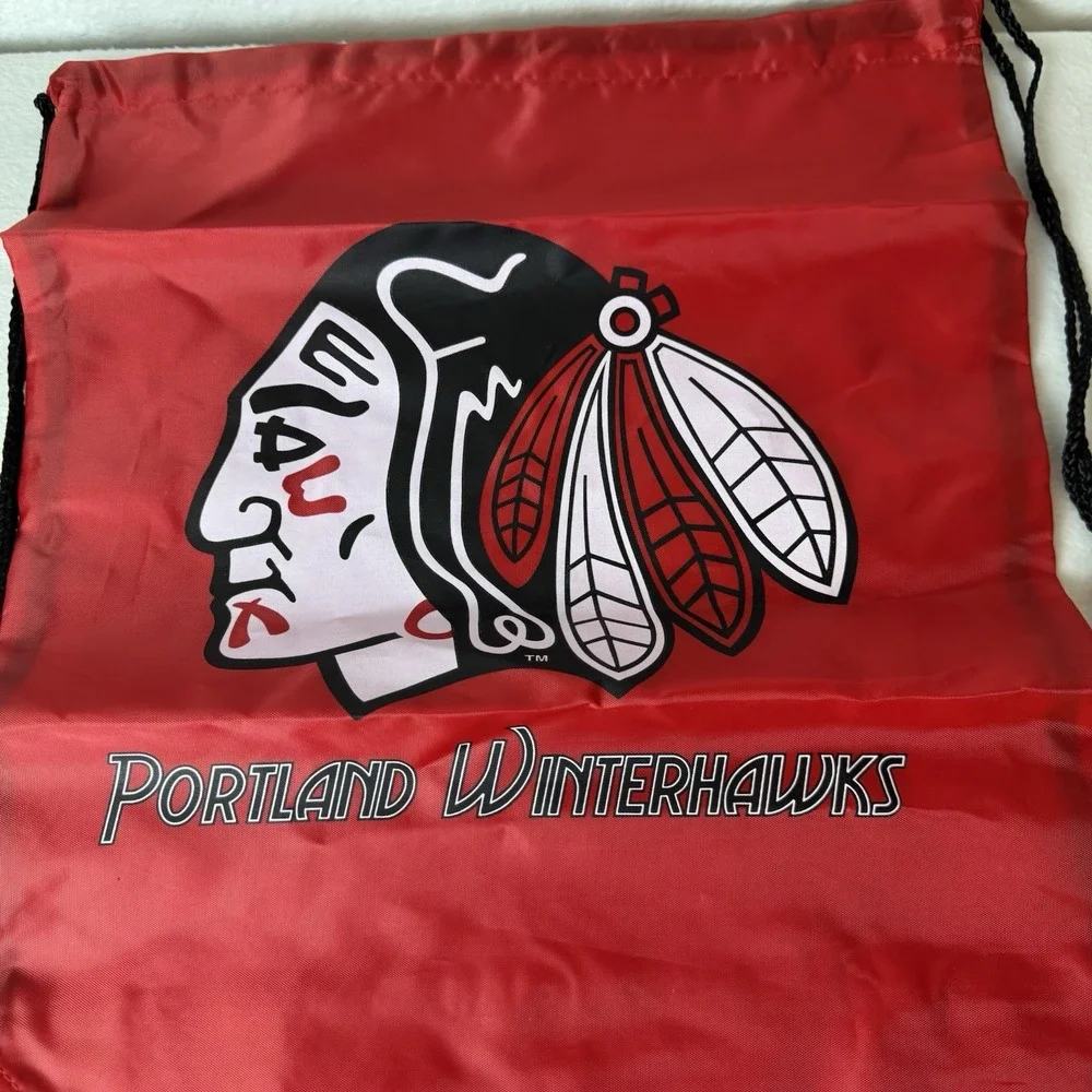 New Portland Winterhawks Cinch Drawstring Bag Backpack Red Lightweight Hockey